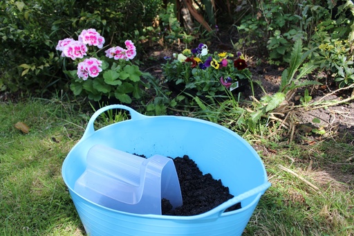 Red  Gorilla - Gorilla Tubs & Recycled Black Tubs - Small Shallow 15L- Yellow 