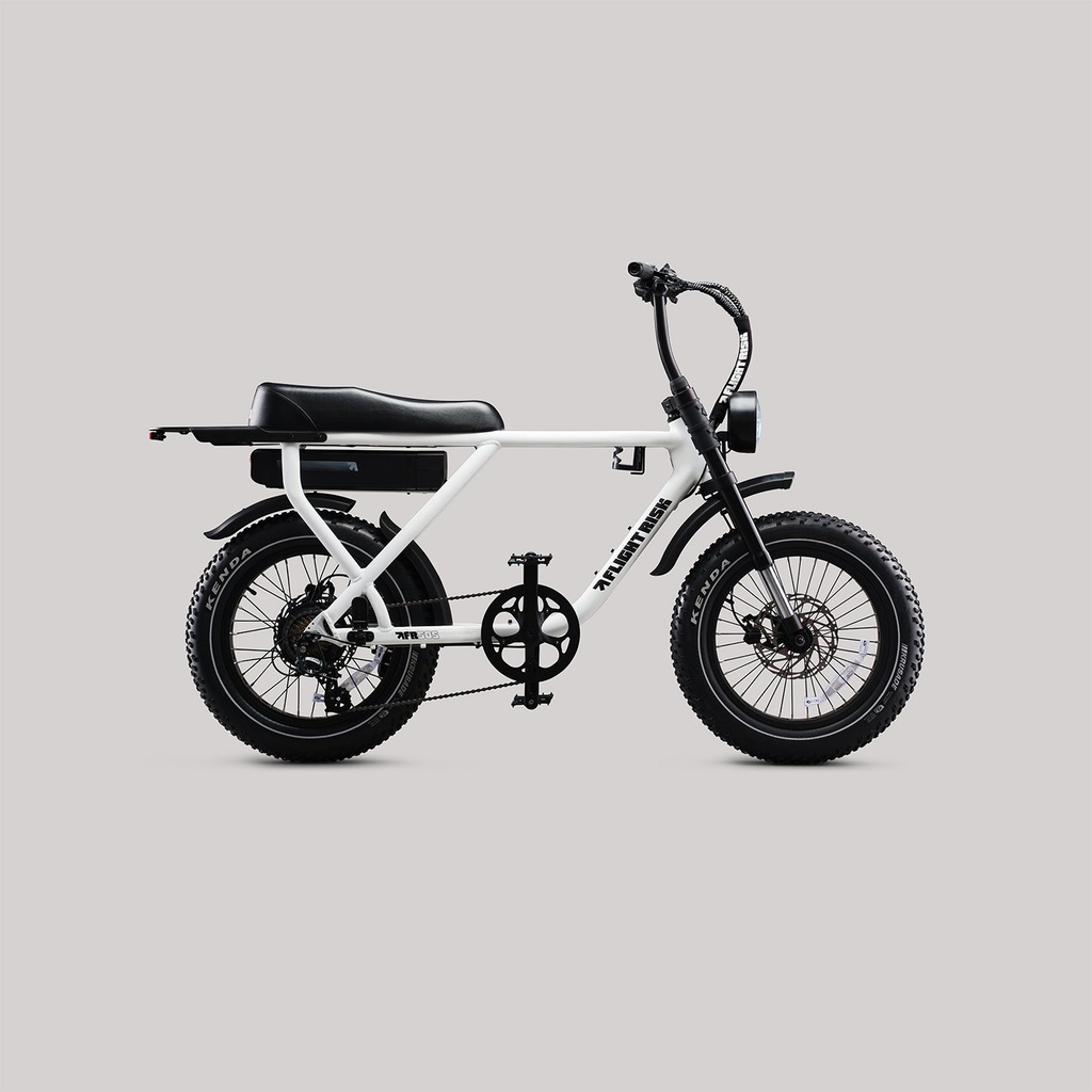 Flight Risk - FR505 – The Scrambler - White